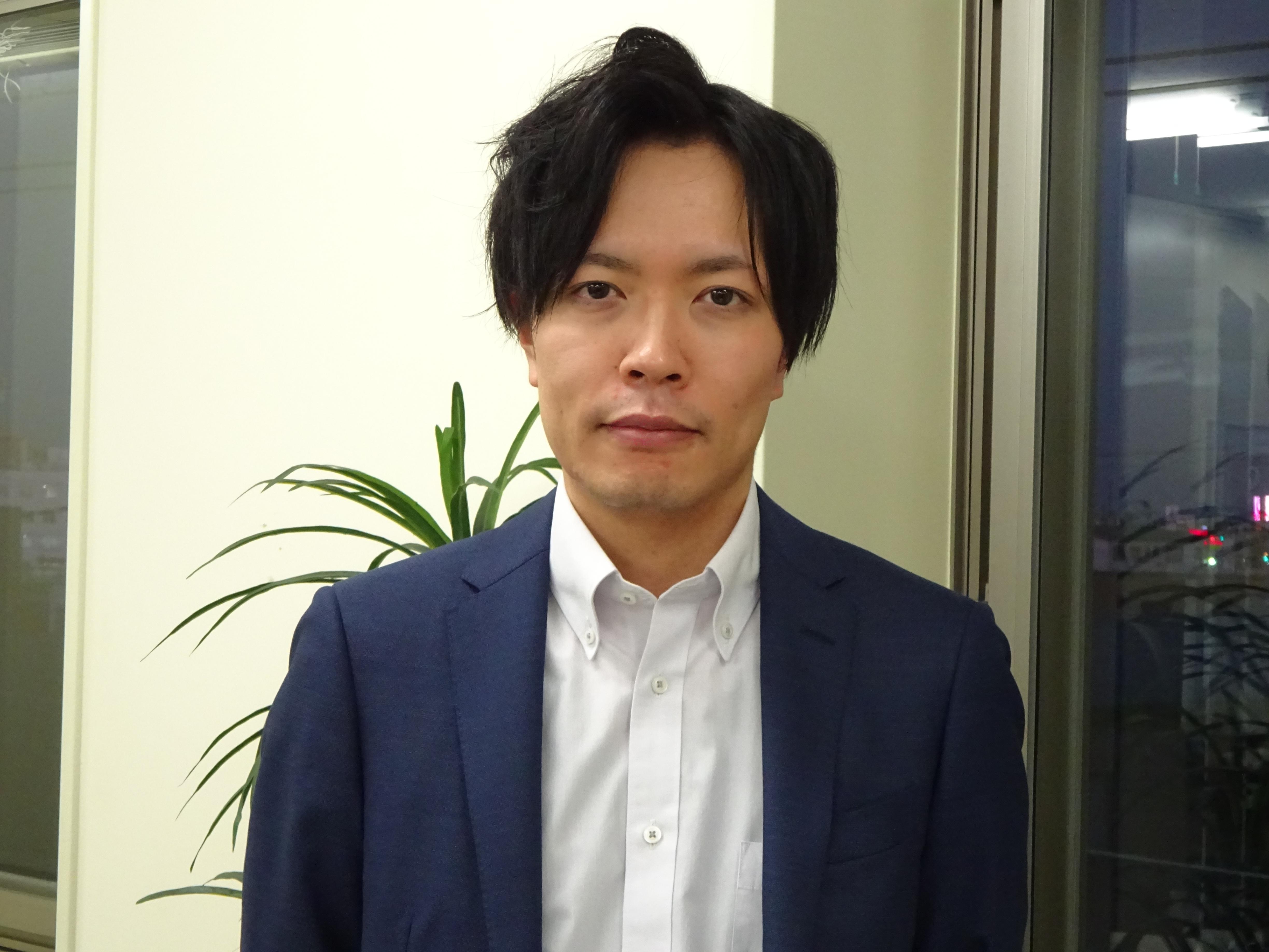 新卒の先輩社員です。